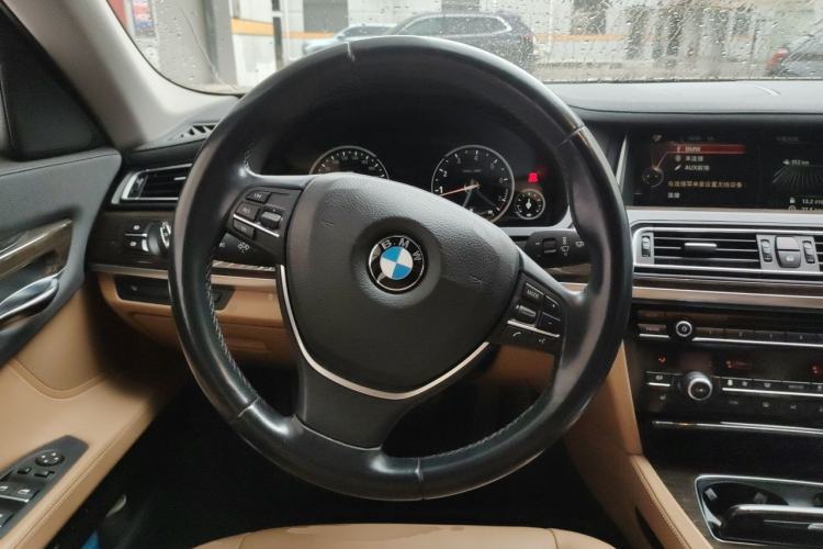 Used BMW 7 Series 2014 730Li Premium Edition Steering Wheel
