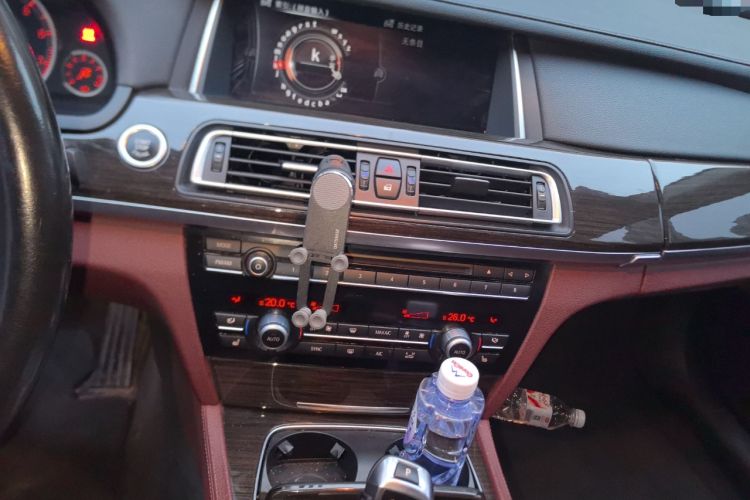 Used BMW 7 Series 2014 730Li Premium Edition Audio And AC Panel