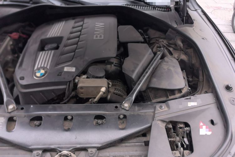 Used BMW 7 Series 2014 730Li Premium Edition Engine Bay Left