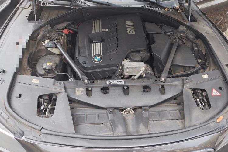 Used BMW 7 Series 2014 730Li Premium Edition Engine Bay