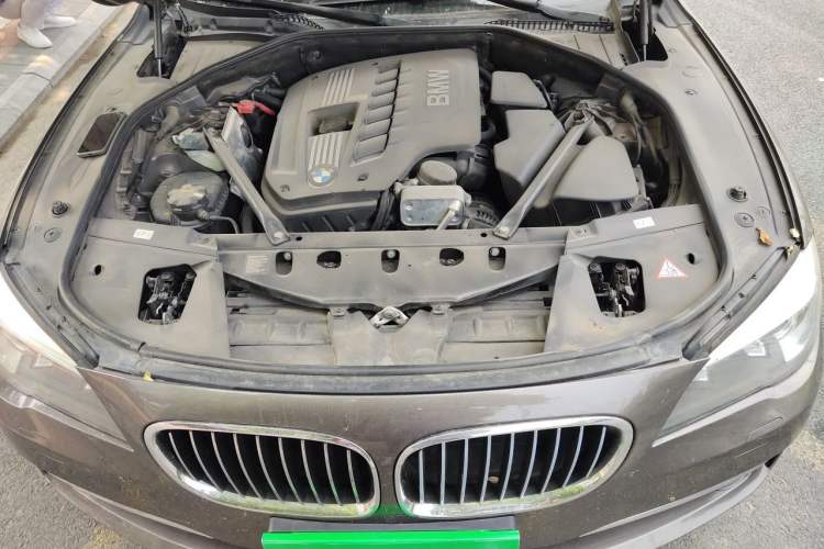 Used BMW 7 Series 2014 730Li Premium Edition Engine Bay