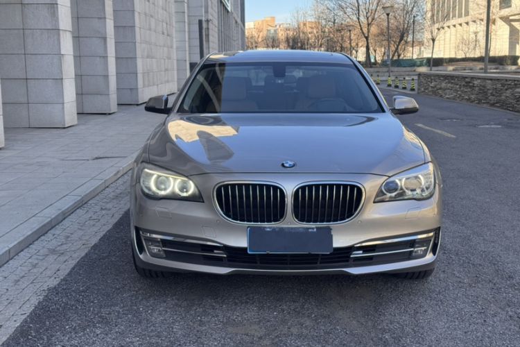 Used BMW 7 Series 2014 730Li Premium Edition Exterior 1