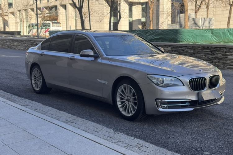 Used BMW 7 Series 2014 730Li Premium Edition Exterior 2