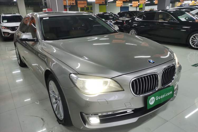 Used BMW 7 Series 2014 730Li Premium Edition Exterior 2