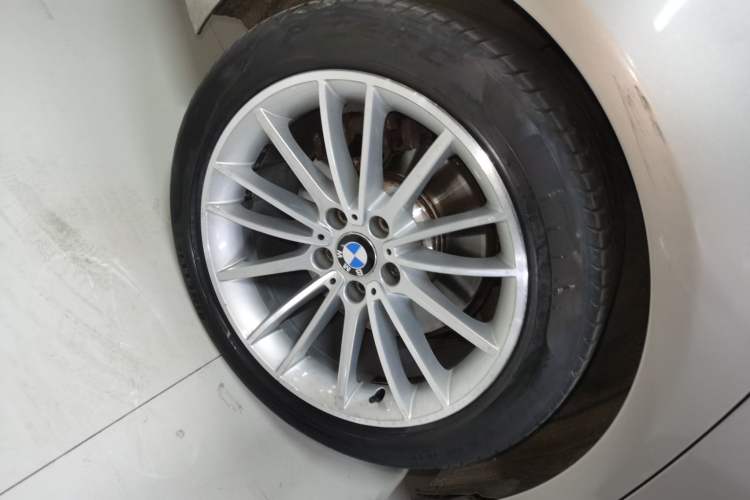 Used BMW 7 Series 2014 730Li Premium Edition Exterior 8