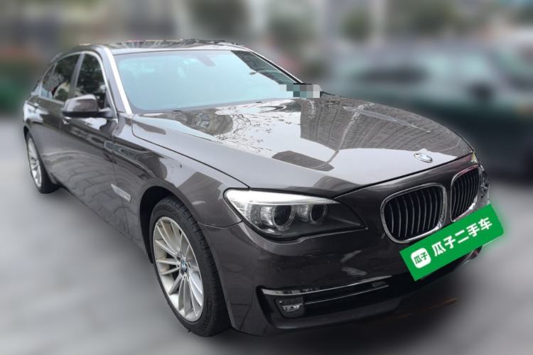 Used BMW 7 Series 2014 730Li Premium Edition Front Right 45 Deg