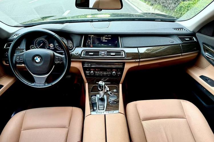 Used BMW 7 Series 2014 730Li Premium Edition Interior 3