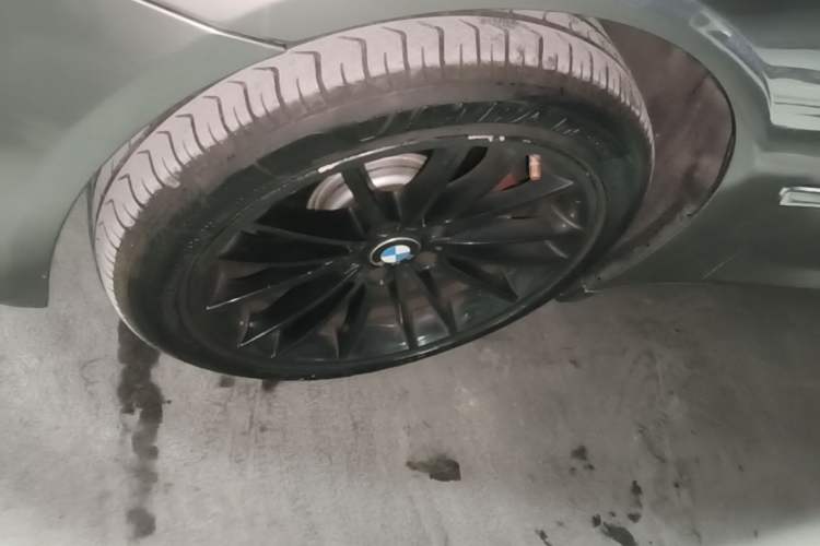 Used BMW 7 Series 2014 730Li Premium Edition Left Front Wheel Hub