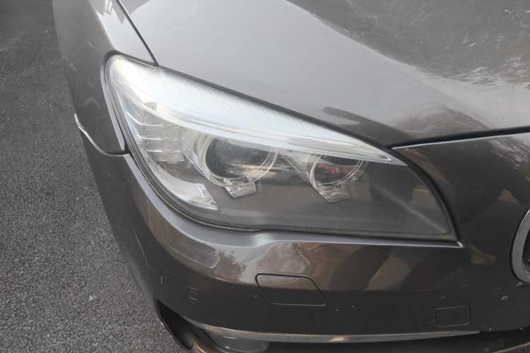 Used BMW 7 Series 2014 730Li Premium Edition Right Front Headlight