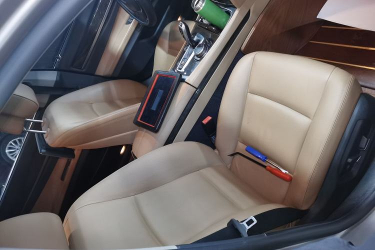 Used BMW 7 Series 2014 730Li Premium Edition Right Front Seat
