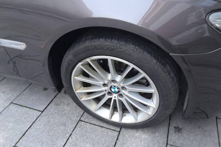 Used BMW 7 Series 2014 730Li Premium Edition Right Front Wheel Hub
