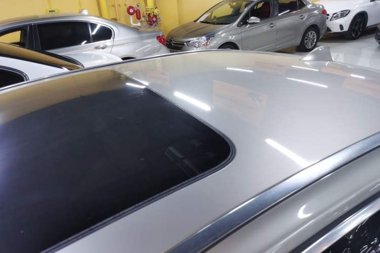 Used BMW 7 Series 2014 730Li Premium Edition Roof