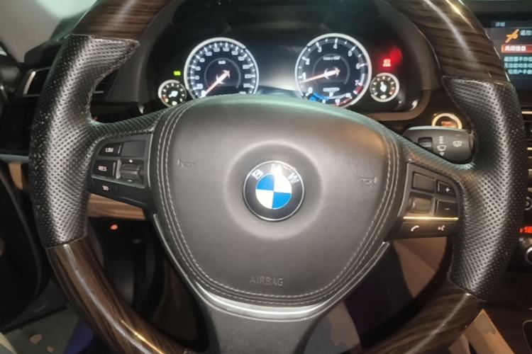Used BMW 7 Series 2014 730Li Premium Edition Steering Wheel