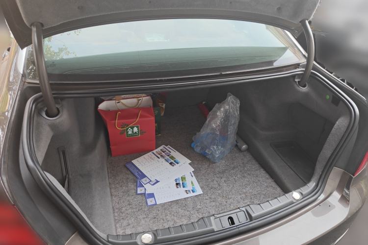 Used BMW 7 Series 2014 730Li Premium Edition Trunk