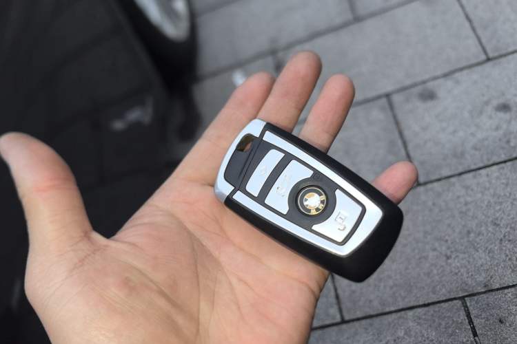 Used BMW 7 Series 2014 730Li Premium Edition Vehicle Key