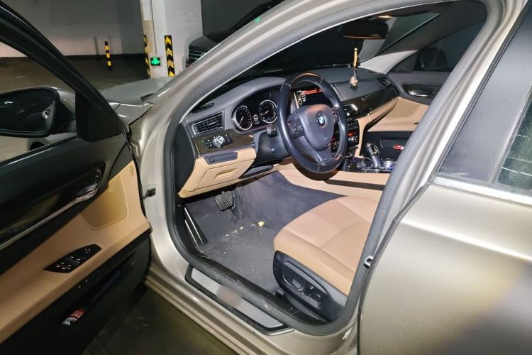 Used BMW 7 Series 2014 730Li Premium Edition Driver Seat