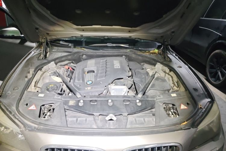 Used BMW 7 Series 2014 730Li Premium Edition Engine Bay