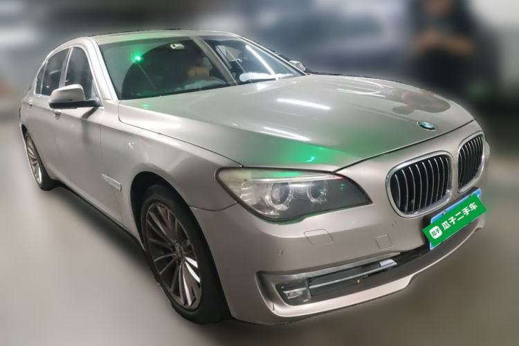 Used BMW 7 Series 2014 730Li Premium Edition Front Right 45 Deg