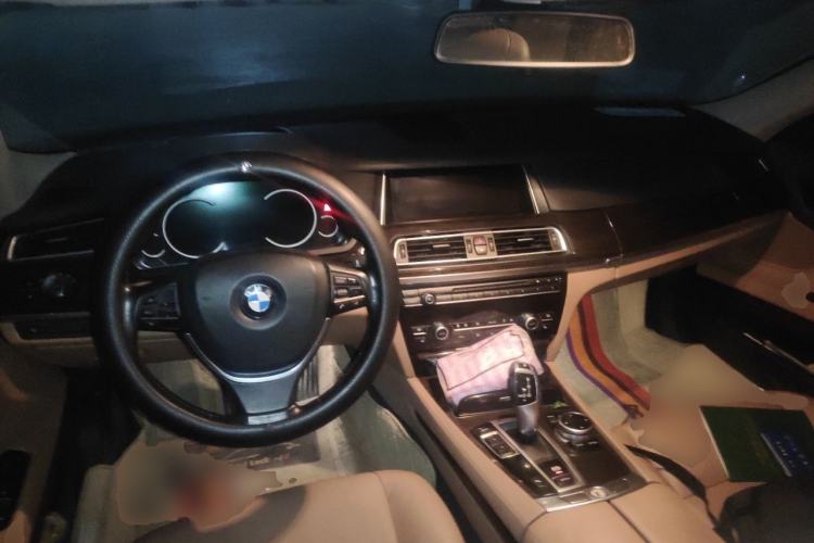 Used BMW 7 Series 2014 730Li Premium Edition Center Console