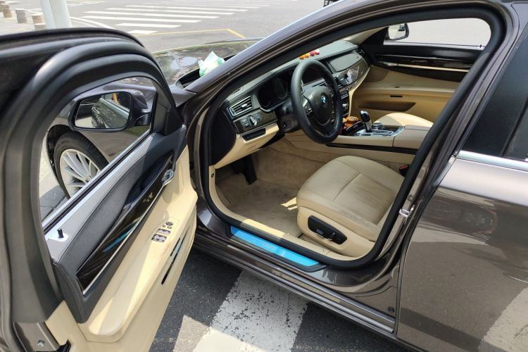 Used BMW 7 Series 2014 730Li Premium Edition Driver Seat