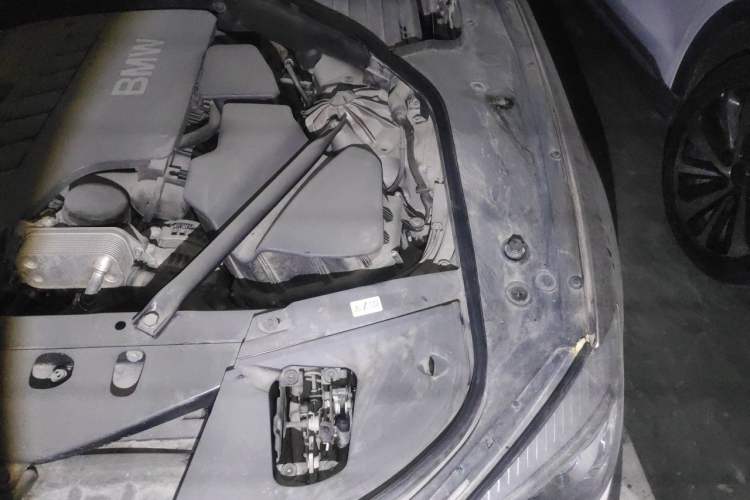 Used BMW 7 Series 2014 730Li Premium Edition Engine Bay Left