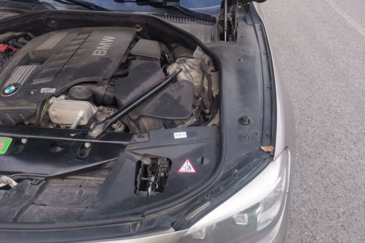 Used BMW 7 Series 2014 730Li Premium Edition Engine Bay Left