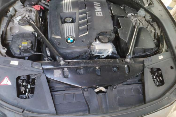 Used BMW 7 Series 2014 730Li Premium Edition Engine Bay