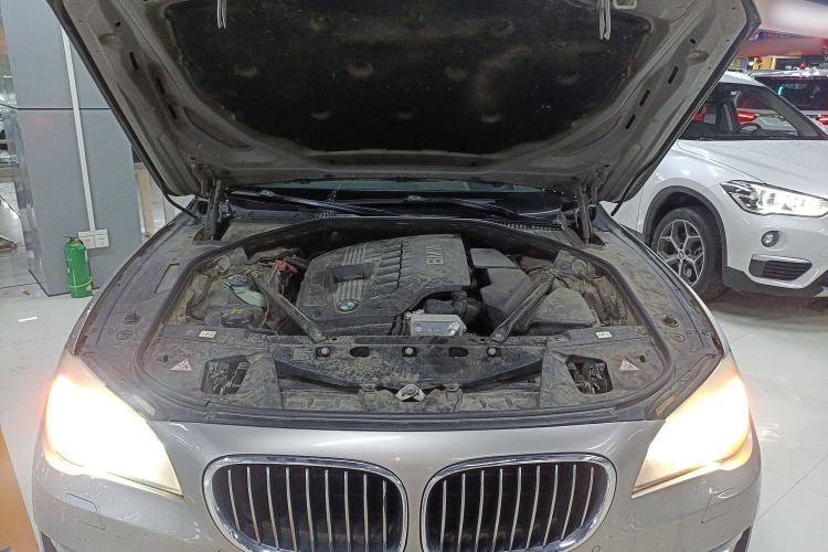 Used BMW 7 Series 2014 730Li Premium Edition Engine Bay