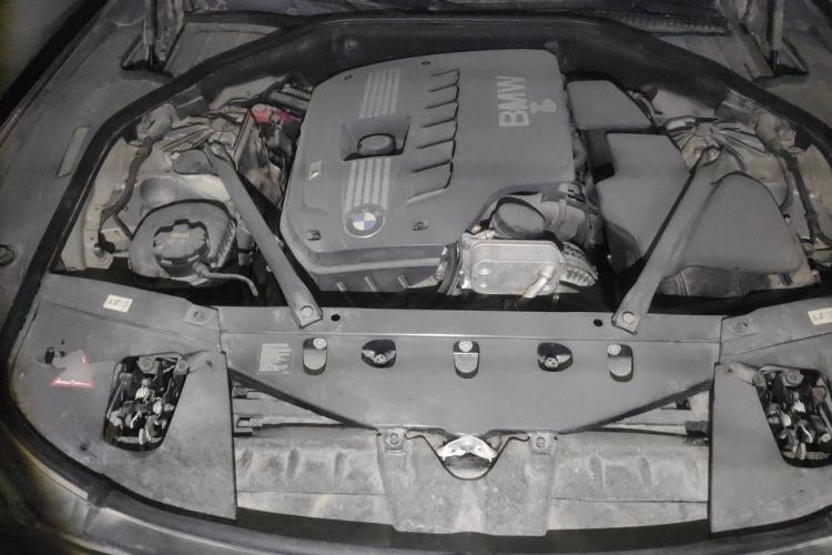 Used BMW 7 Series 2014 730Li Premium Edition Engine Bay
