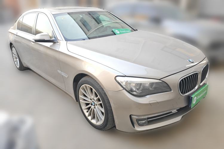 Used BMW 7 Series 2014 730Li Premium Edition Front Right 45 Deg
