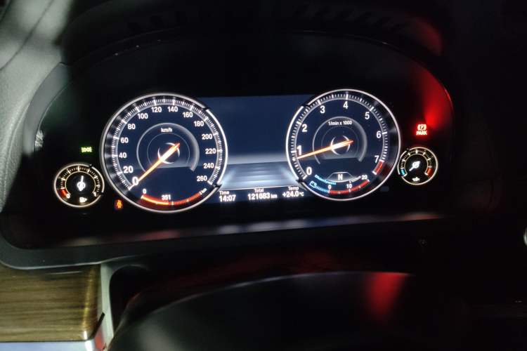 Used BMW 7 Series 2014 730Li Premium Edition Instrument Cluster