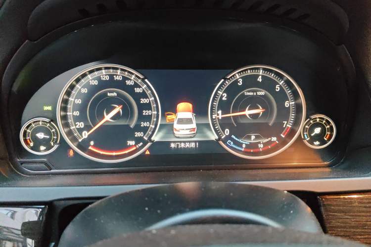 Used BMW 7 Series 2014 730Li Premium Edition Instrument Cluster