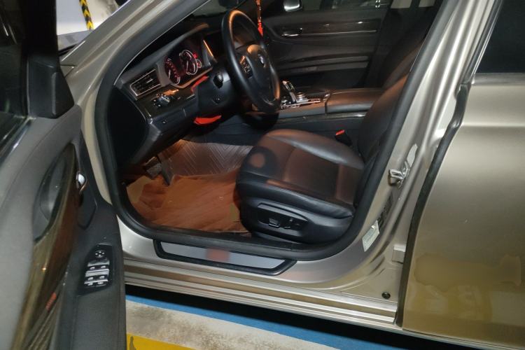 Used BMW 7 Series 2014 730Li Premium Edition Left Front Seat