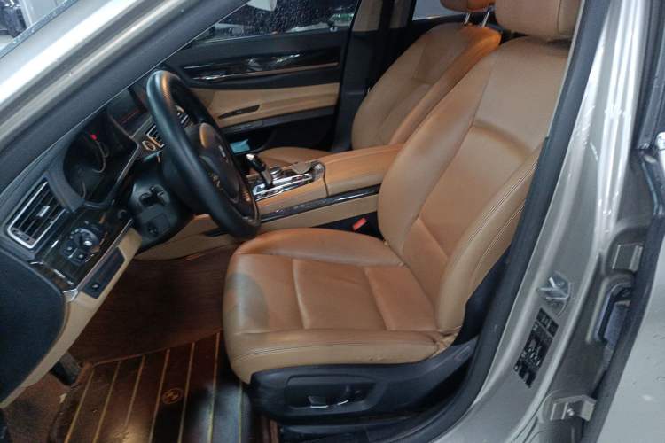 Used BMW 7 Series 2014 730Li Premium Edition Left Front Seat