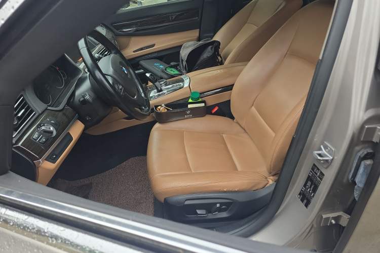 Used BMW 7 Series 2014 730Li Premium Edition Left Front Seat