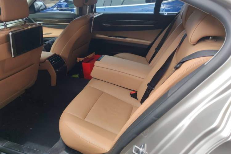 Used BMW 7 Series 2014 730Li Premium Edition Left Rear Seat