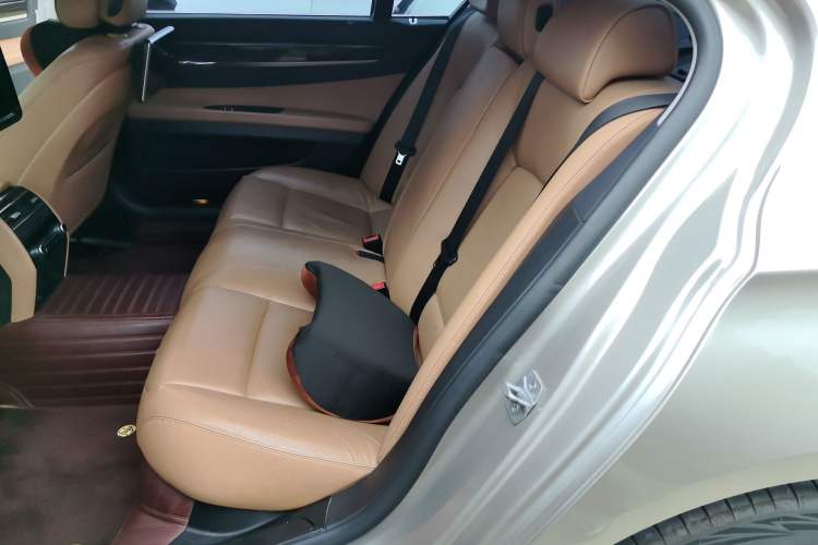 Used BMW 7 Series 2014 730Li Premium Edition Left Rear Seat