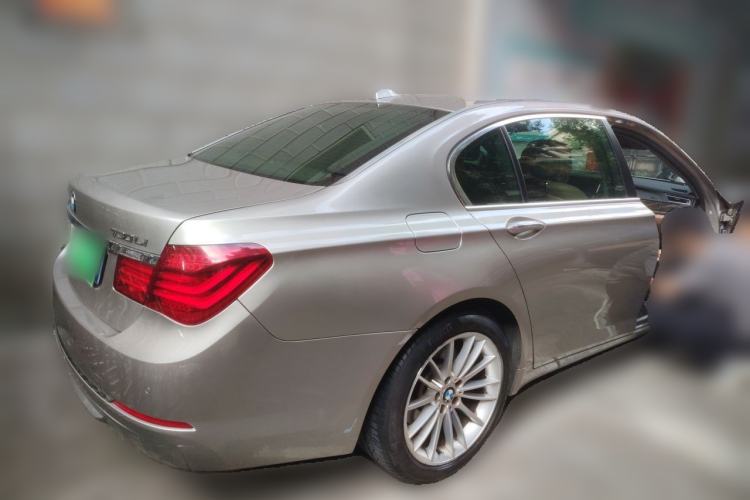 Used BMW 7 Series 2014 730Li Premium Edition Rear Right 45 Deg