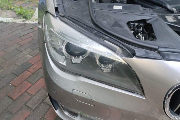 Used BMW 7 Series 2014 730Li Premium Edition Right Front Headlight