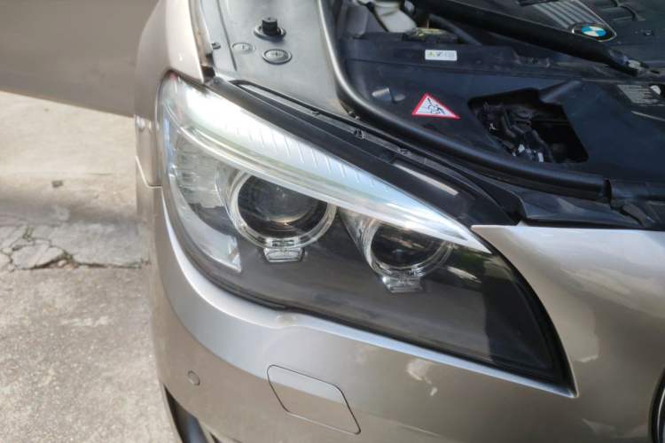 Used BMW 7 Series 2014 730Li Premium Edition Right Front Headlight