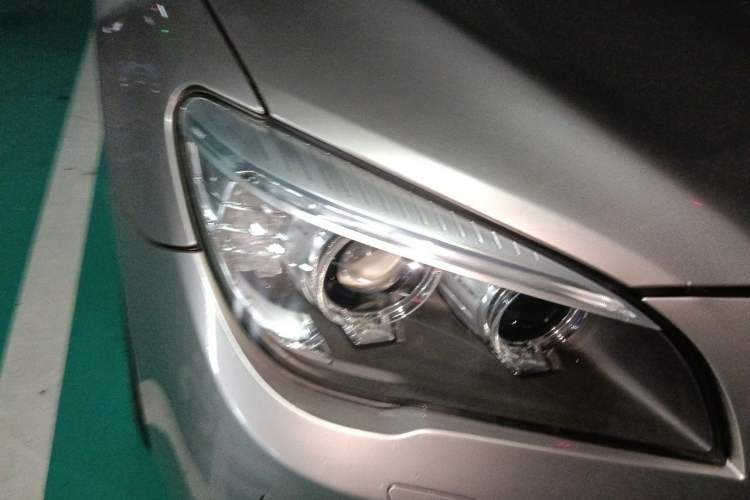 Used BMW 7 Series 2014 730Li Premium Edition Right Front Headlight