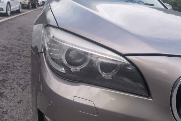 Used BMW 7 Series 2014 730Li Premium Edition Right Front Headlight