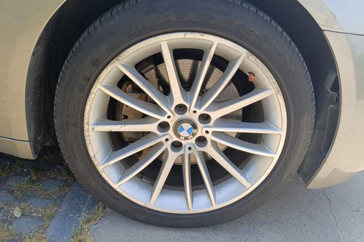 Used BMW 7 Series 2014 730Li Premium Edition Right Front Wheel Hub