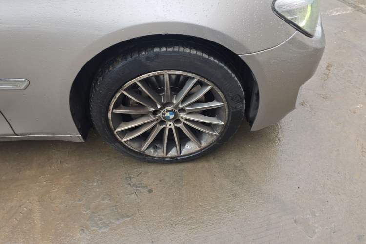 Used BMW 7 Series 2014 730Li Premium Edition Right Front Wheel Hub