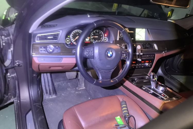 Used BMW 7 Series 2014 730Li Premium Edition Steering Wheel