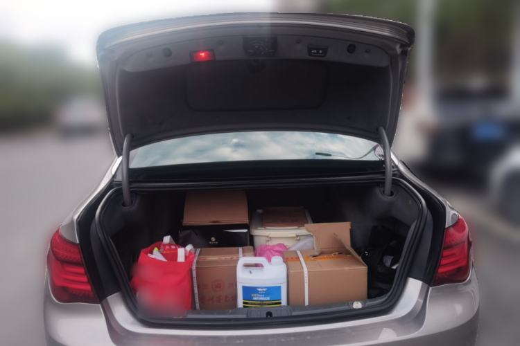 Used BMW 7 Series 2014 730Li Premium Edition Trunk