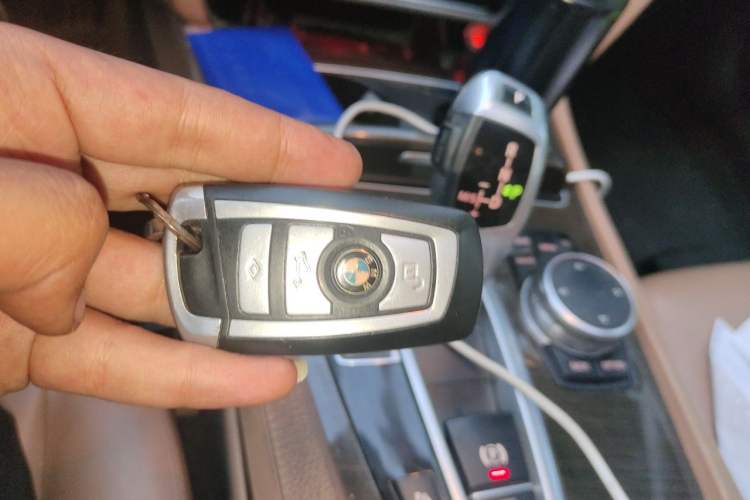 Used BMW 7 Series 2014 730Li Premium Edition Vehicle Key