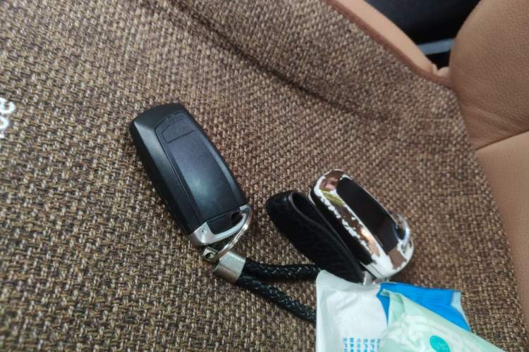 Used BMW 7 Series 2014 730Li Premium Edition Vehicle Key