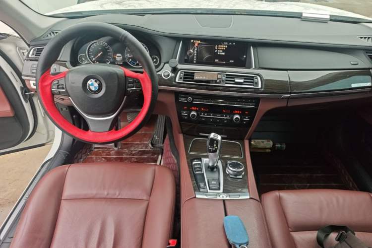 Used BMW 7 Series 2014 730Li Premium Edition Center Console