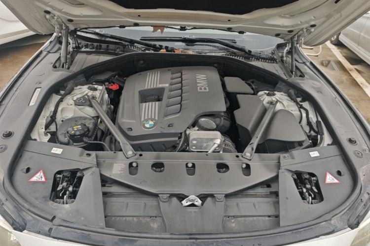 Used BMW 7 Series 2014 730Li Premium Edition Engine Bay